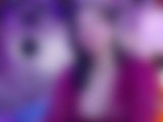 Sexyladyandhot MILF webcam performer live streaming