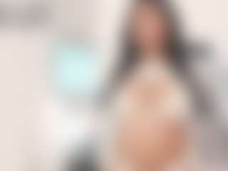 Live cam show with sarahernandez1 - Spank on Mixed Magazine Live
