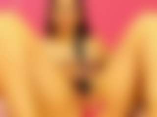 Live cam show with CoraChandler - Brown Eyes on Free Soda