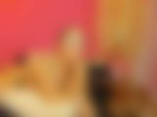 CoraChandler's Live Sex Cam Show
