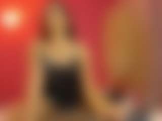 CoraChandler's Live Sex Cam Show