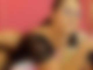 Live cam show with CoraChandler - Petite Young Adult on Dolls Live