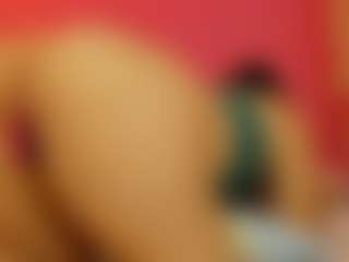 CoraChandler's Live Sex Cam Show