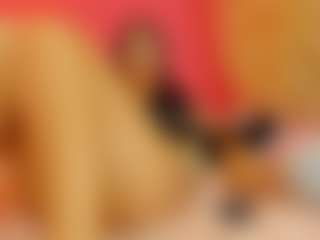 CoraChandler's Live Sex Cam Show