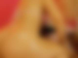 CoraChandler's Live Sex Cam Show