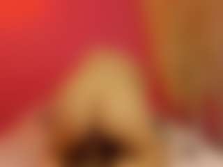 CoraChandler's Live Sex Cam Show