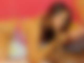 Live cam show with CoraChandler - Athletic Small Tits on makecum.org