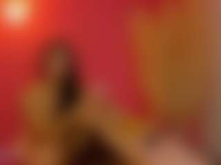 Live cam show with CoraChandler - Gamer Athletic on eurowanks.com