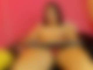 CoraChandler's Live Sex Cam Show