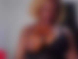 sexytits21's Live Sex Cam Show