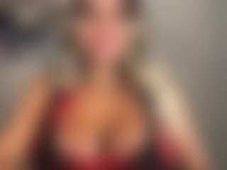 Princess1tick MILF webcam performer live streaming