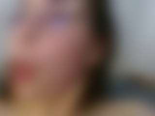Live cam show with sophiieelee - Glasses on anonymated.com