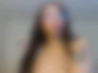 Live cam show with sophiieelee - Granny on MyBangCams
