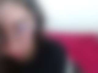 Live cam show with sophiieelee - Teen (18+) on studioflirtlive.com