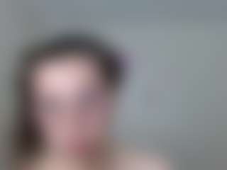 Live cam show with sophiieelee - Small Tits on xDating