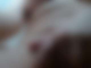 Live cam show with sophiieelee - Submissive on Milf Play