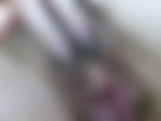 Live cam show with sophiieelee - Brown Hair on hrnylive.com