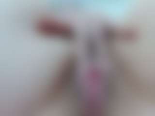 Live cam show with sophiieelee - Petite on luckytryst.com