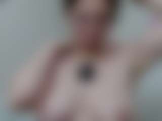 Live cam show with sophiieelee - Colombia on nudelive.tv