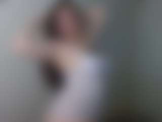 Live cam show with sophiieelee - Submissive on Streamer API