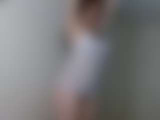 Live cam show with sophiieelee - Drinking on Dare Cams