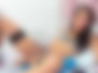 Live cam show with VALERIAQUEENTS - Average on https://playwithruby.com