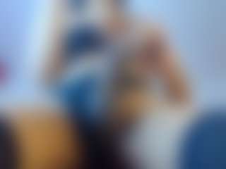 Catalinaa-Rosse's Live Sex Cam Show