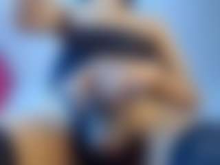 Live cam show with Catalinaa-Rosse - Black Hair on Camsoda