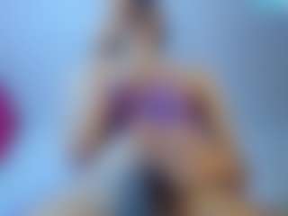 Live cam show with Catalinaa-Rosse - White on CSO-WL | colombia