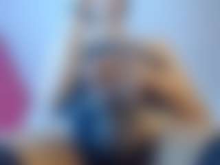 Live cam show with Catalinaa-Rosse - Brown Eyes on Camsoda