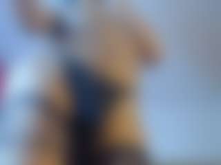 Live cam show with Catalinaa-Rosse - Brown Eyes on Camsoda