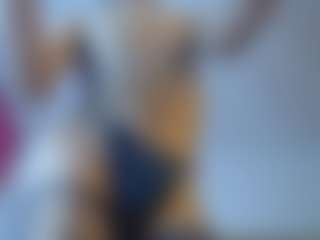 Live cam show with Catalinaa-Rosse - Brown Eyes on Camsoda