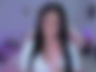 Live cam show with Isa-Diamond - Facial on Strip Flash - Live Sex Shows