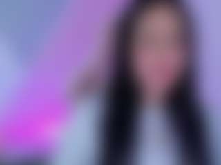 Live cam show with Isa-Diamond - Thin on xDating