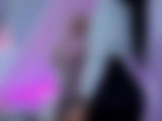 Live cam show with Isa-Diamond - Facial on Adult Interactions