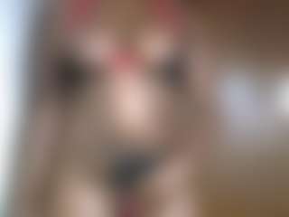 wisdom7 MILF webcam performer live streaming