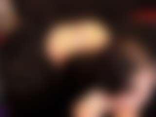 Live cam show with RhondaVines - BBW on camtv