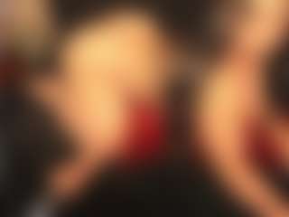 Live cam show with RhondaVines - Foot Fetish on Cam Slut