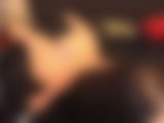 Live cam show with RhondaVines - Ebony on Camsoda.co | colombia