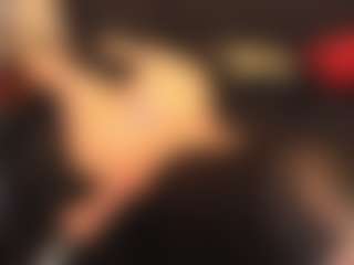 Live cam show with RhondaVines - Naked on camtv