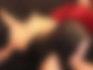 Live cam show with RhondaVines - Nature on Milf Play