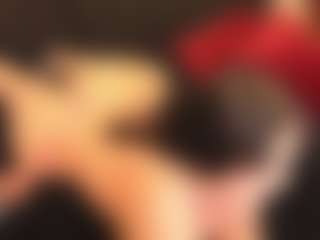Live cam show with RhondaVines - Big Ass on Free Soda
