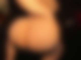 RhondaVines's Live Sex Cam Show