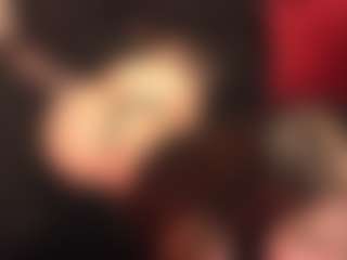 RhondaVines's Live Sex Cam Show