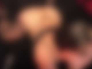 RhondaVines's Live Sex Cam Show