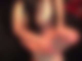 RhondaVines's Live Sex Cam Show