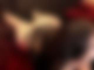 Live cam show with RhondaVines - Black Toys on sexytreat.net