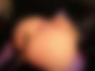 Live cam show with RhondaVines - Ebony Lovense on SpunkLive