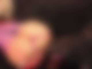 RhondaVines's Live Sex Cam Show