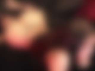 Live cam show with RhondaVines - Squirt on Camsoda